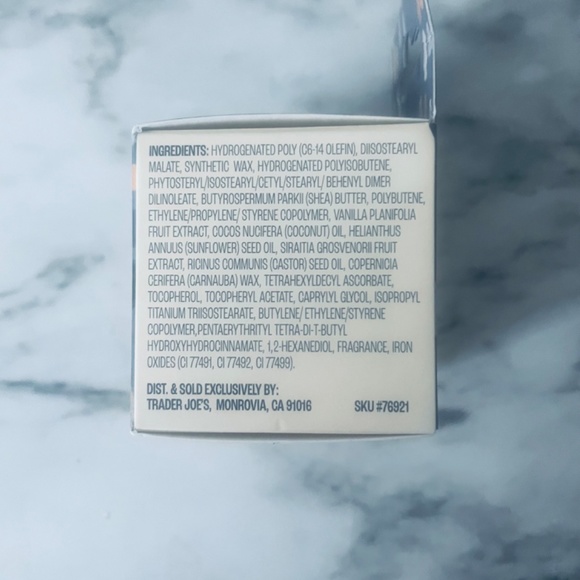 Trader Joe’s Vanilla Lip Mask - NEW - Picture 3 of 6